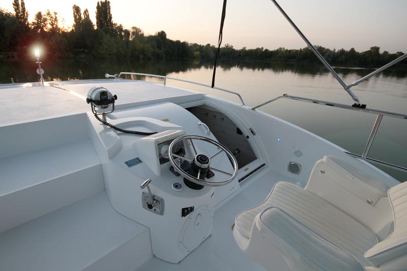 Minuetto Electric 8+ - River boat hire & Boat hire in Italy Veneto Casale Sul Sile 2