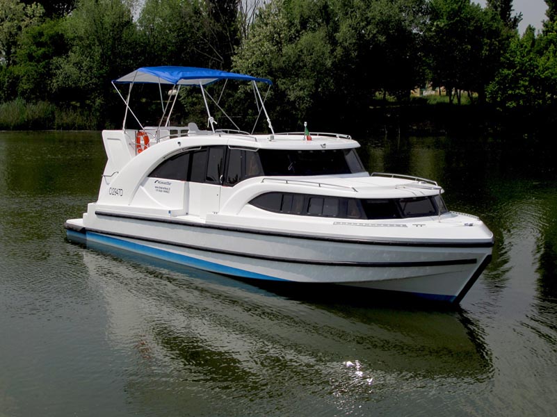 Minuetto6+ - River boat hire & Boat hire in Italy Udine Precenicco 3