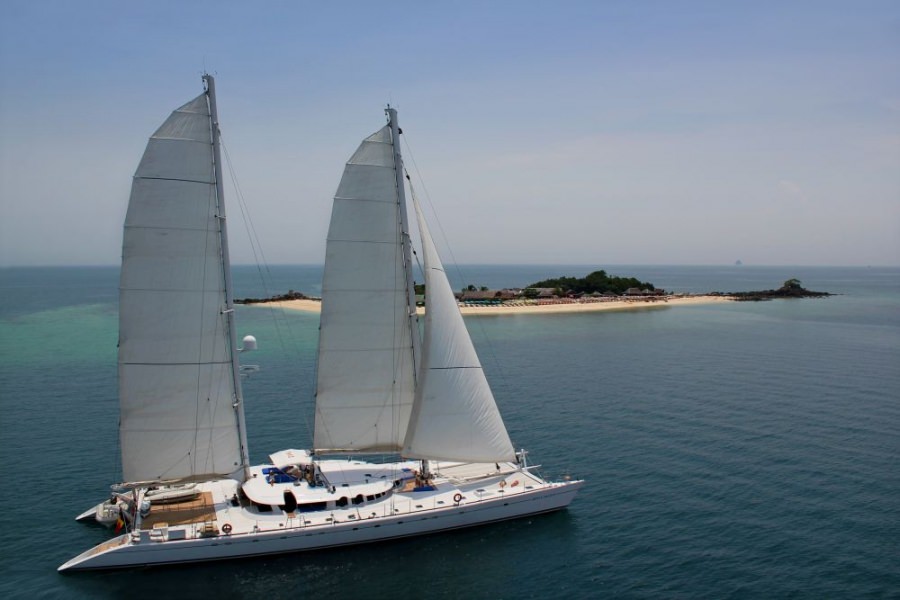 douce france - Yacht Charter Capestang & Boat hire in W. Med -Naples/Sicily, Greece, W. Med -Riviera/Cors/Sard., W. Med - Spain/Balearics, Croatia, Northern Europe, Caribbean Virgin Islands (US/BVI), Bahamas, Caribbean Leewards, Caribbean Windwards, Caribbean Virgin Islands (US), Caribbean Virgin Islands (BVI) 1