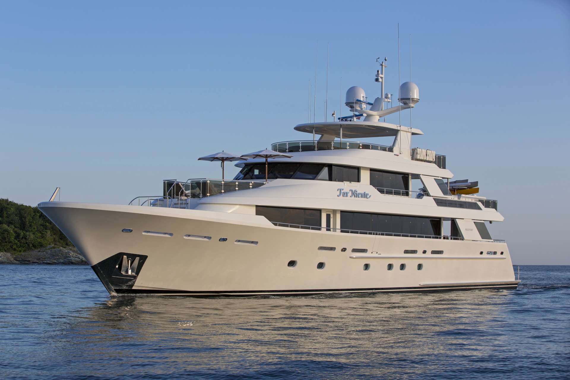 far niente - Superyacht charter US Virgin Islands & Boat hire in Caribbean 1
