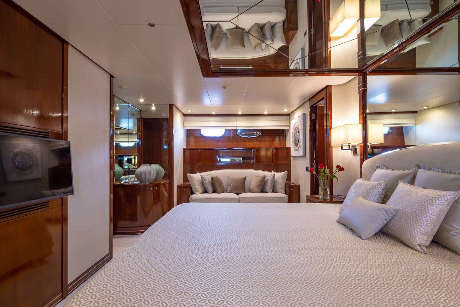 grace - Yacht Charter Istanbul & Boat hire in Greece & Turkey 5