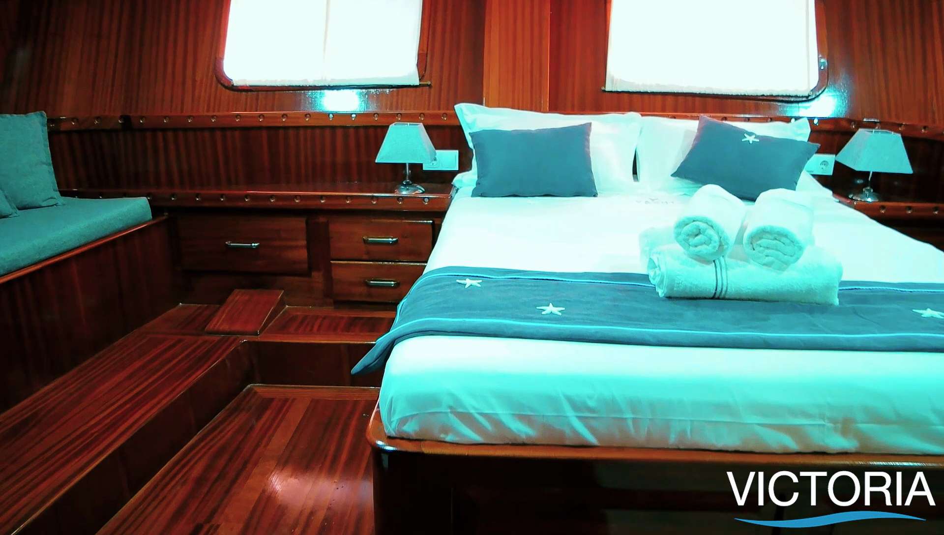 victoria - Yacht Charter Monaco & Boat hire in Fr. Riviera, Corsica & Sardinia 6