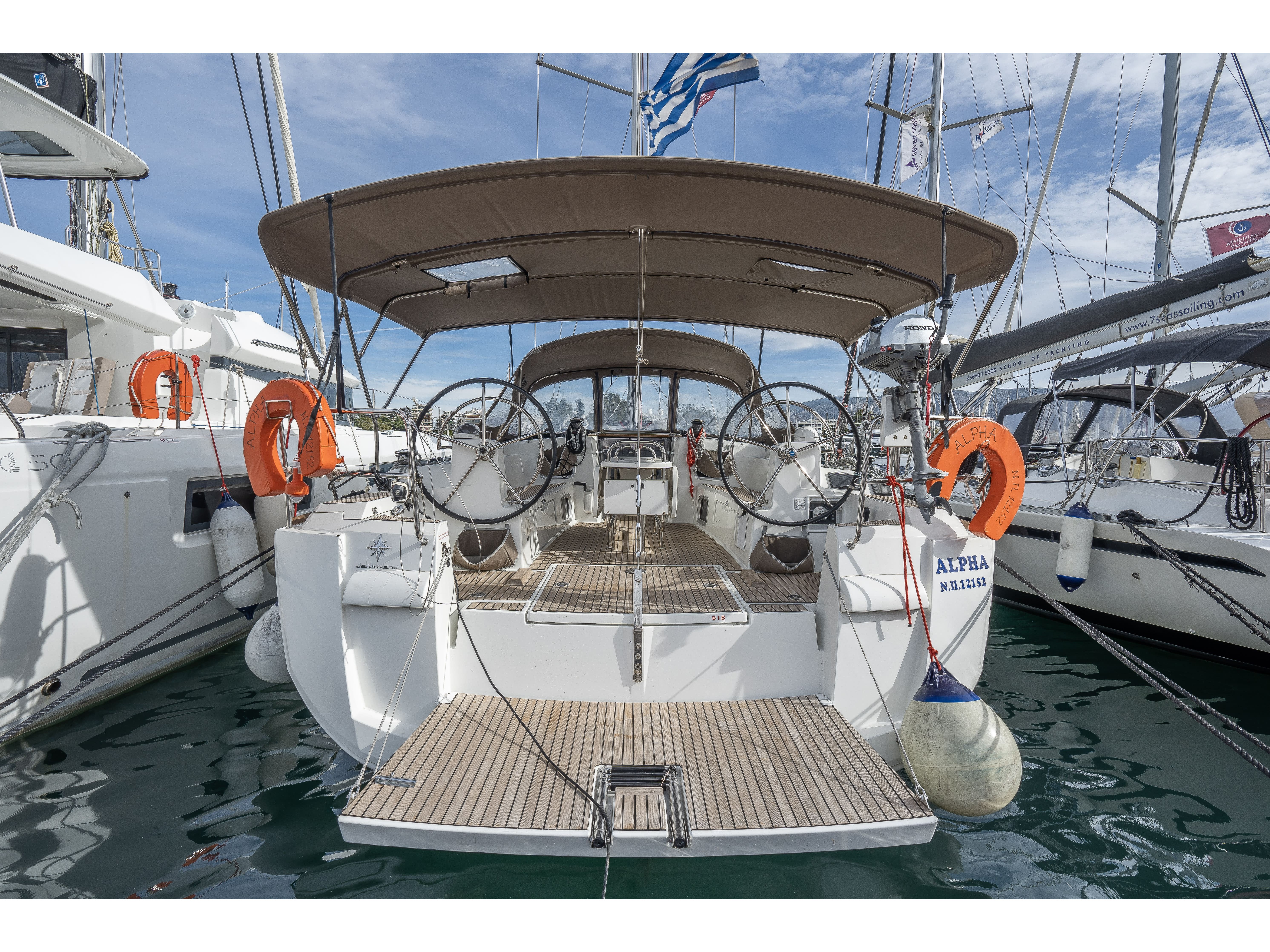 Sun Odyssey 479 - Yacht Charter Cyclades & Boat hire in Greece Cyclades Islands Paros Naoussa Naousa Marina 3