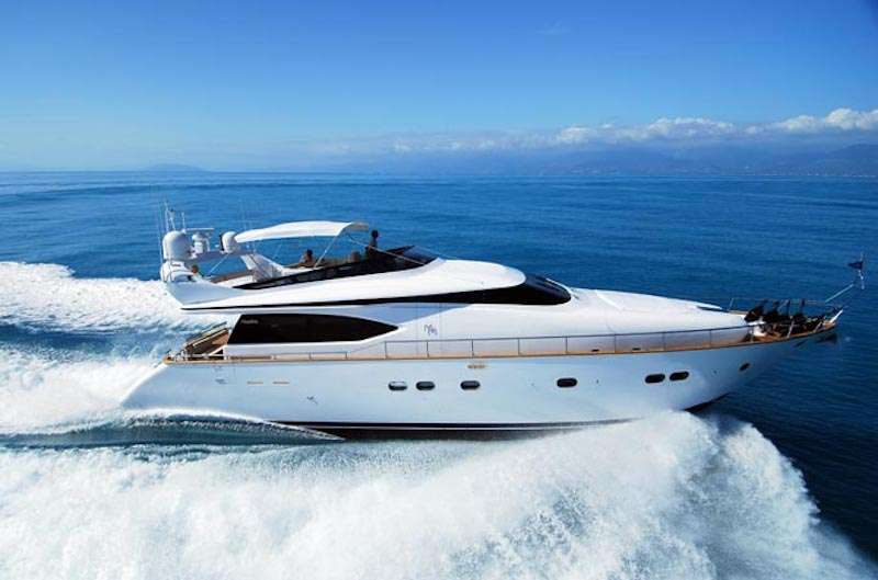 yakos (2) - Yacht Charter Agropoli & Boat hire in Fr. Riviera & Tyrrhenian Sea 1