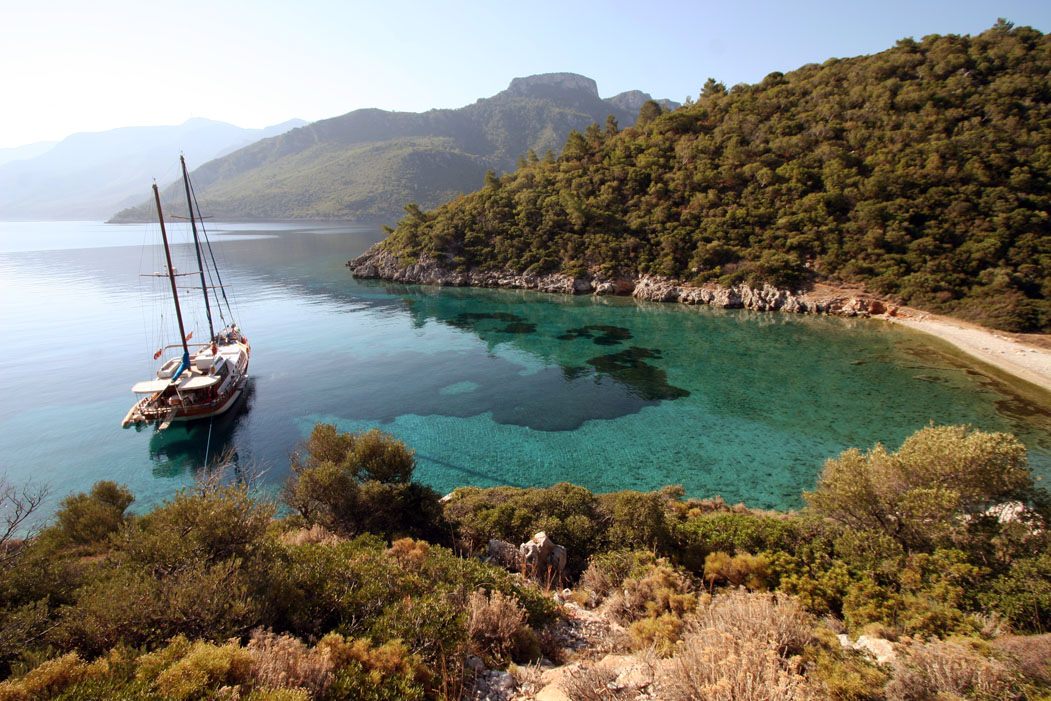 serenity 70 - Yacht Charter Naxos & Boat hire in Greece & Turkey 6