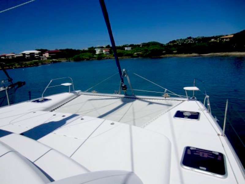 the space between - Catamaran Charter USA & Boat hire in Florida & Bahamas 4