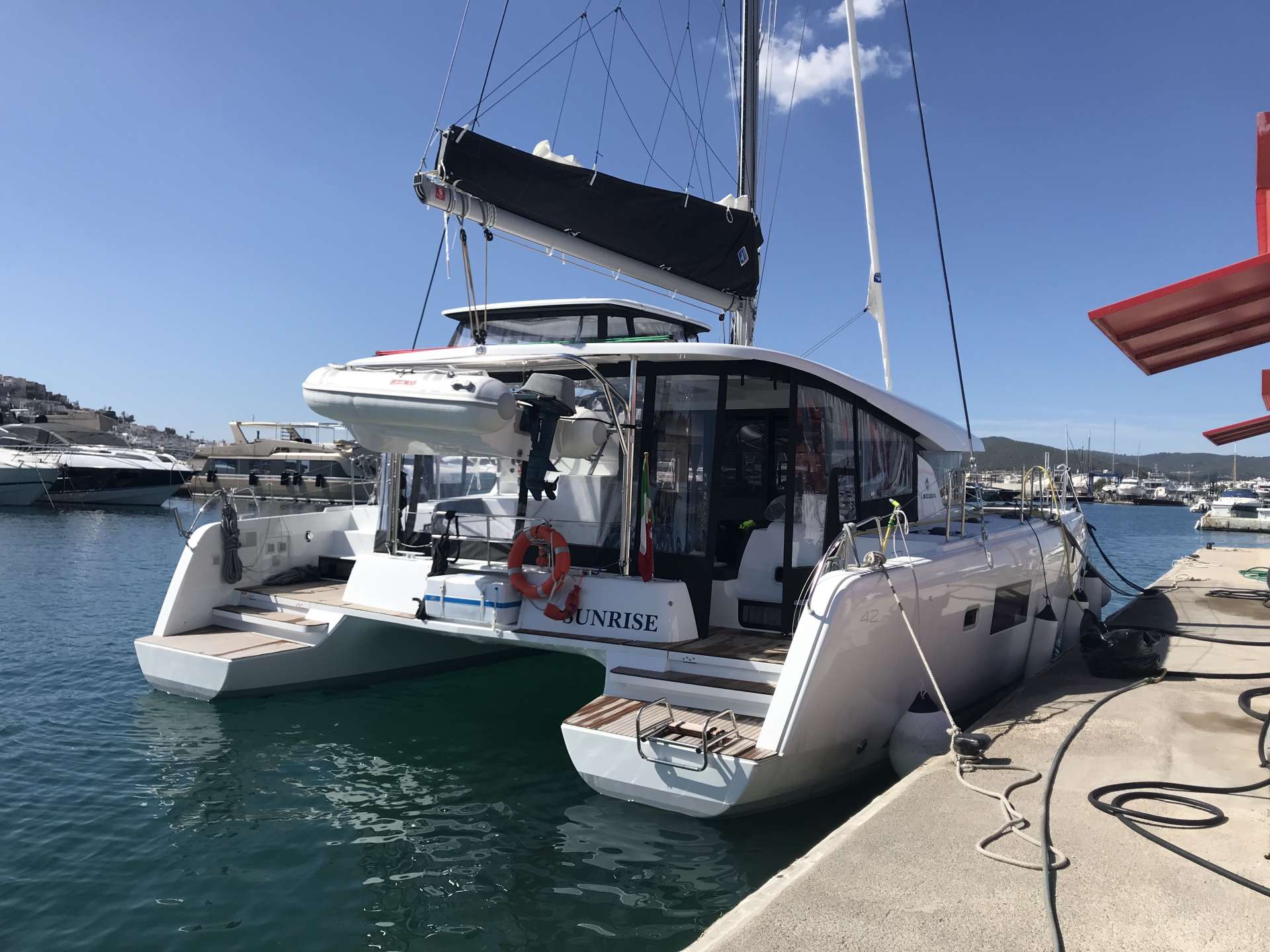 sunrise - Yacht Charter Lipari & Boat hire in Fr. Riviera & Tyrrhenian Sea 1
