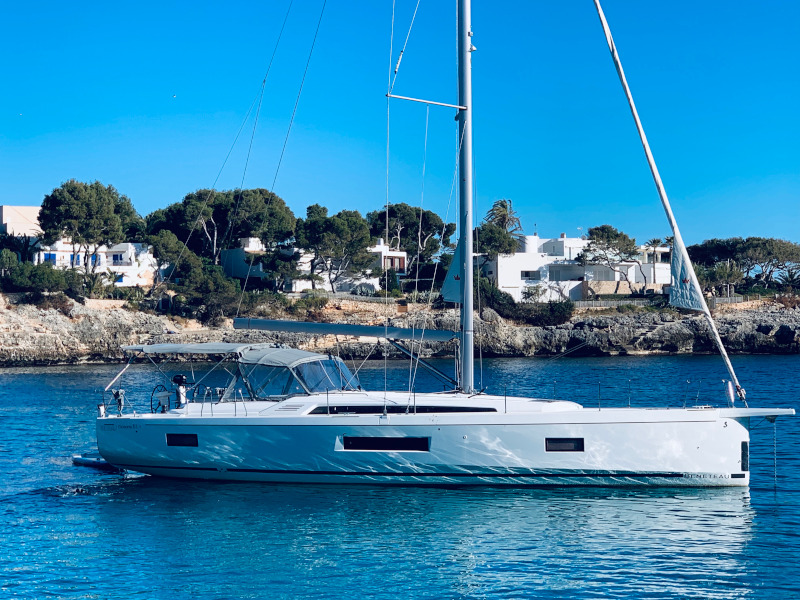 Oceanis 51.1 - Yacht Charter Cala D`Or & Boat hire in Spain Balearic Islands Mallorca Cala D`Or Cala D'Or 3