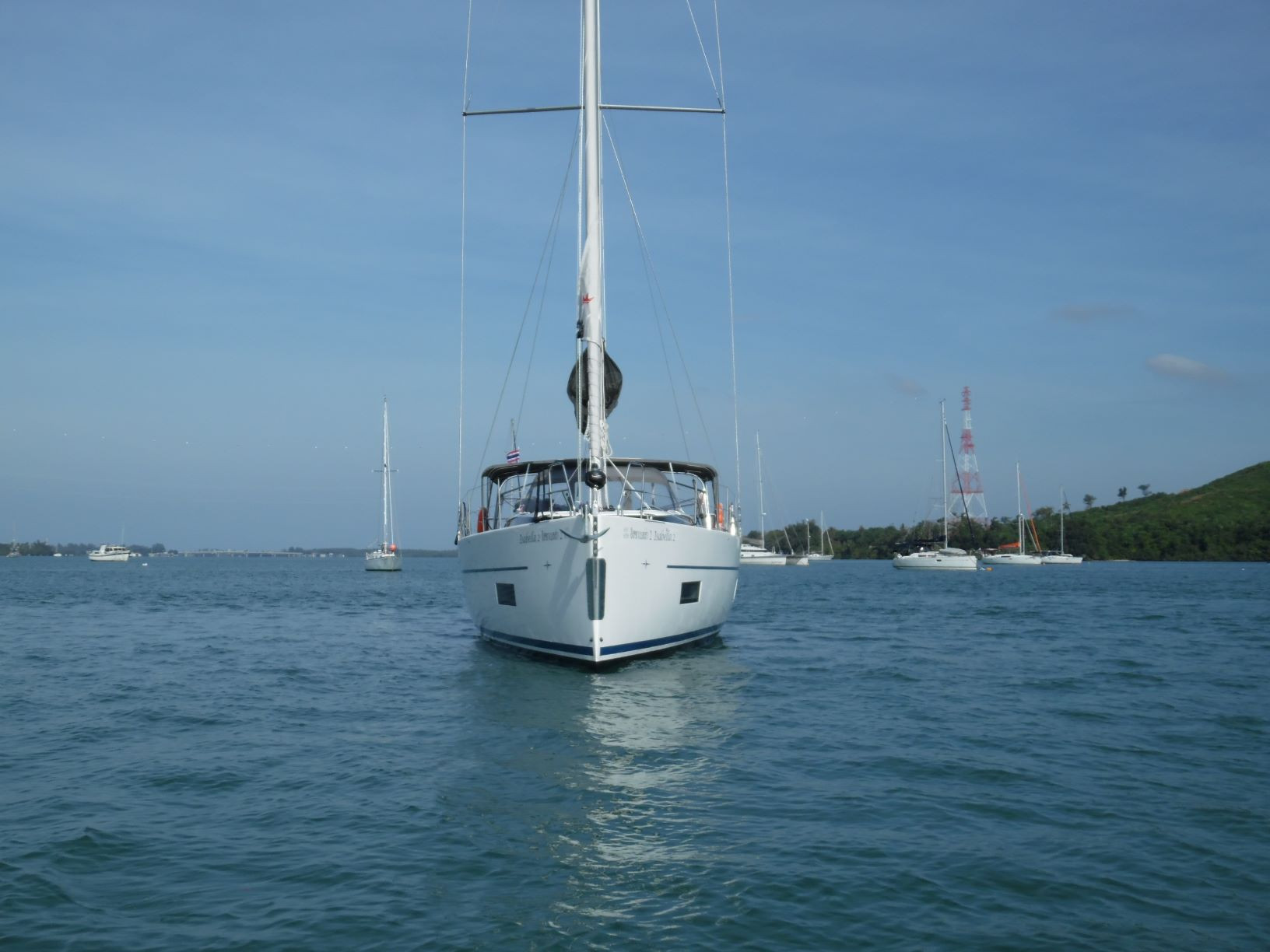 Bavaria C45 - Sailboat Charter Australia & Boat hire in Australia Queensland Whitsundays Coral Sea Marina 2