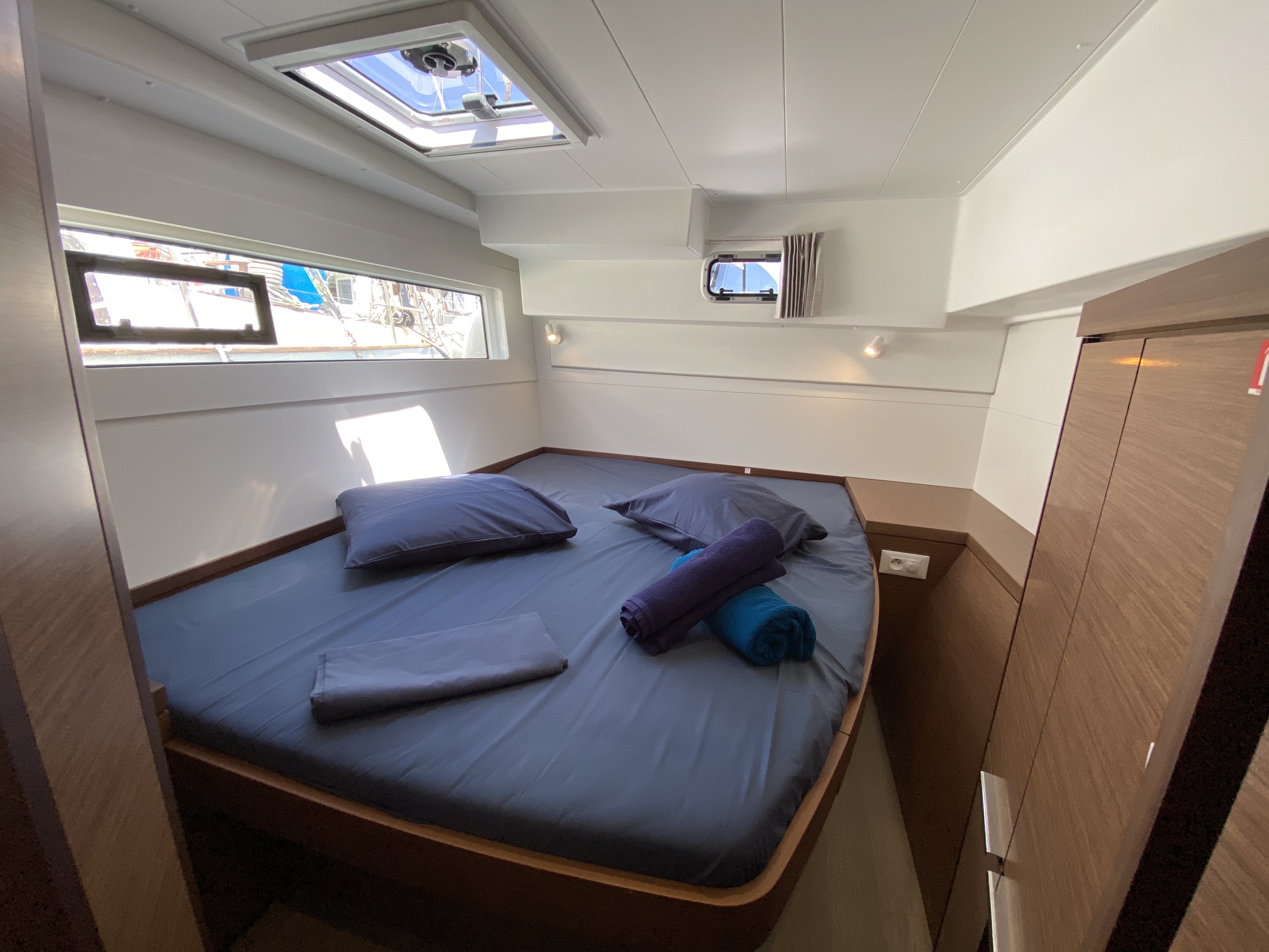 Lagoon 40 - Luxury yacht charter Balearics & Boat hire in Spain Balearic Islands Ibiza and Formentera Ibiza Ibiza Marina Port Ibiza 5
