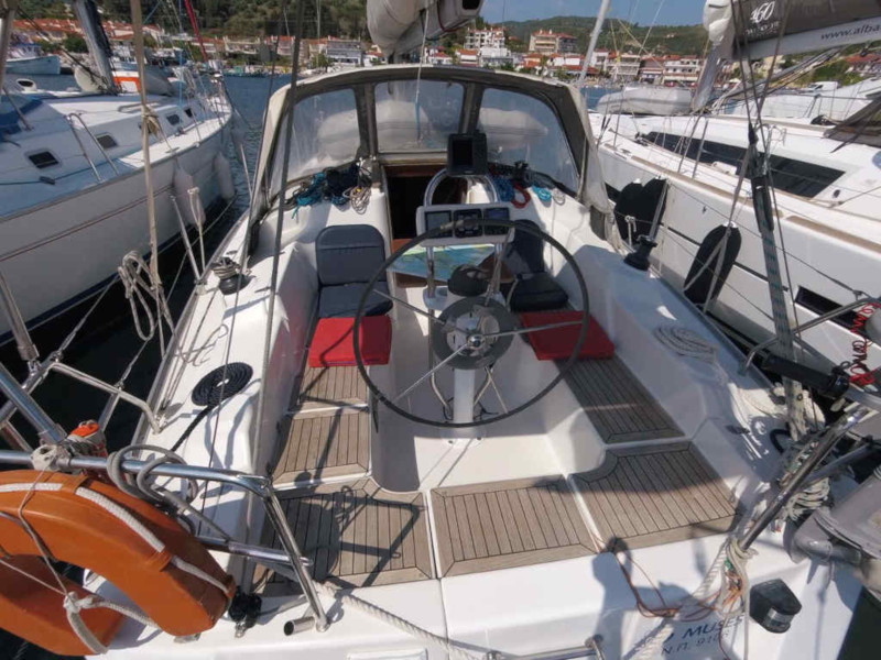 Hanse 342 - Yacht Charter Nikiti & Boat hire in Greece Northern Greece Chalkidiki Nikiti Nikiti 3