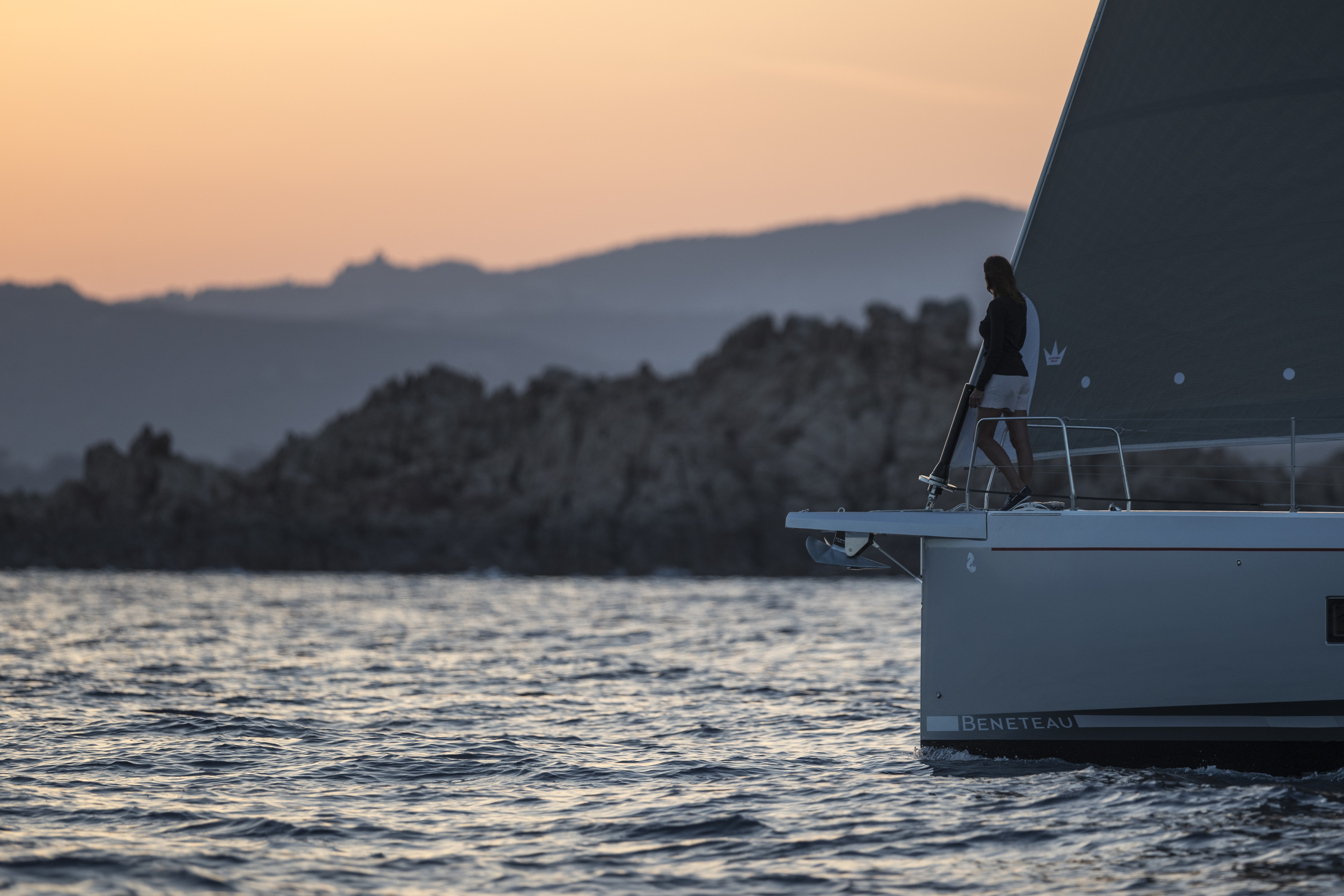 Oceanis 51.1 - Yacht Charter Portorosa & Boat hire in Italy Sicily Aeolian Islands Furnari Marina Portorosa 5