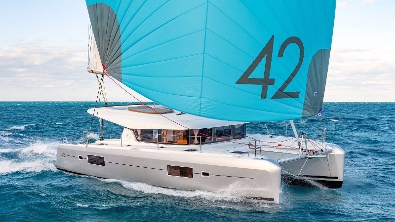 lagoon 42 with watermaker