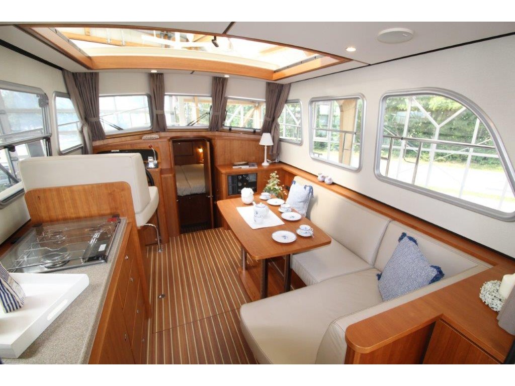 Linssen Grand Sturdy 29.9 Sedan - Yacht Charter Germany & Boat hire in Germany Mirow Jachthafen Mirow 3