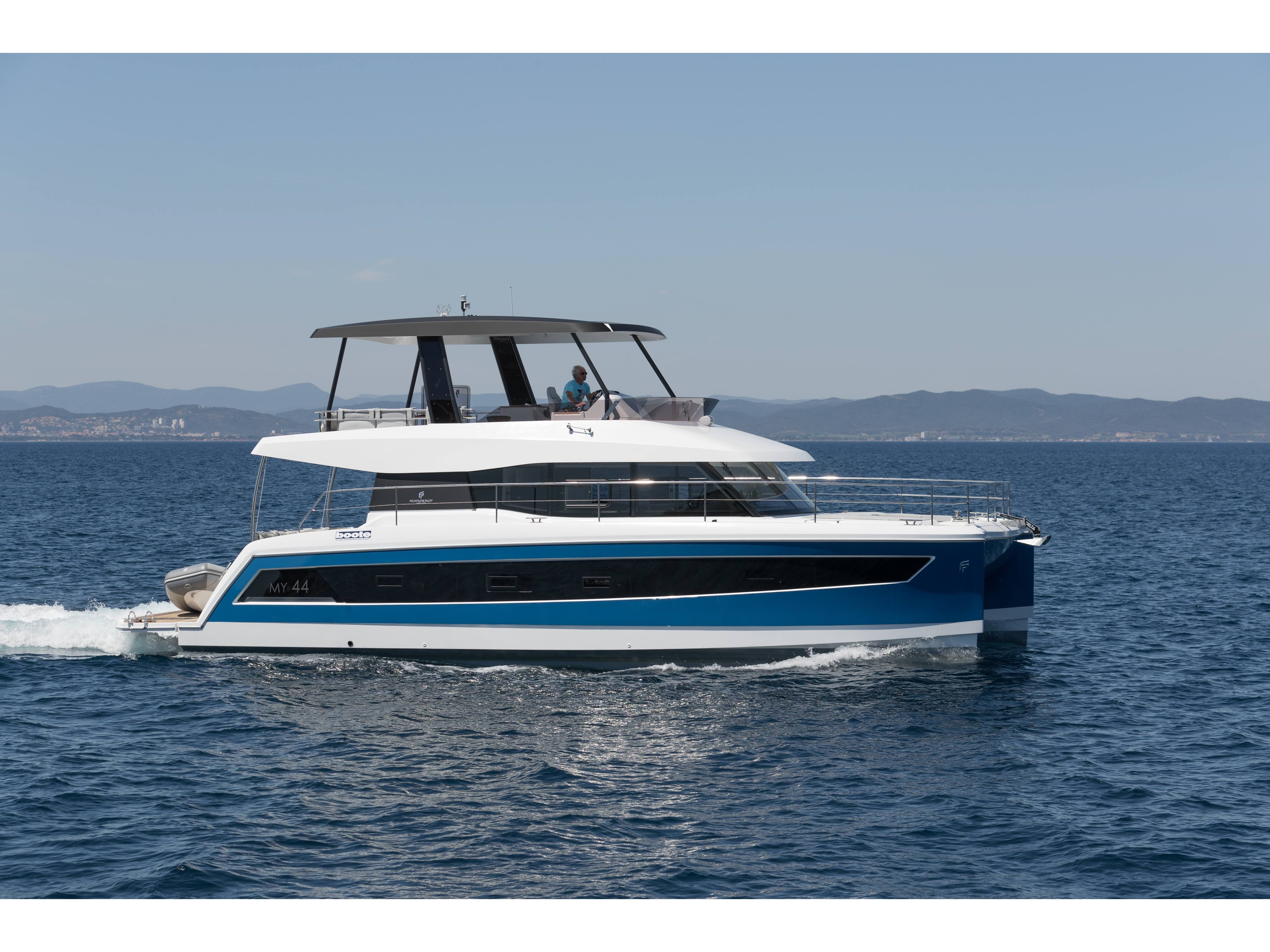 MY44 - Motor Boat Charter Greece & Boat hire in Greece Cyclades Islands Mykonos Tourlos Marina 1