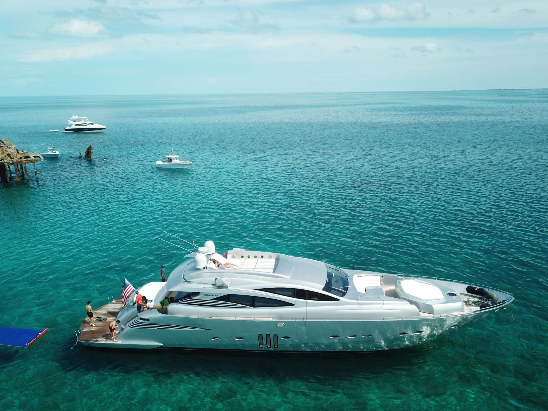 ycm 90 - Yacht Charter Lake Champlain & Boat hire in US East Coast & Bahamas 1