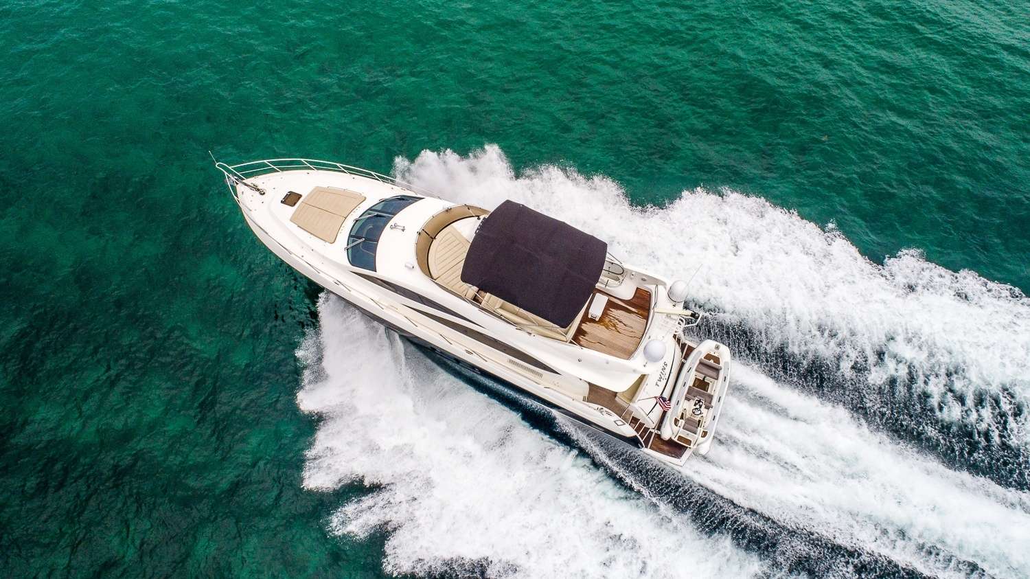 twins - Yacht Charter Chesapeake Bay & Boat hire in US East Coast & Bahamas 2