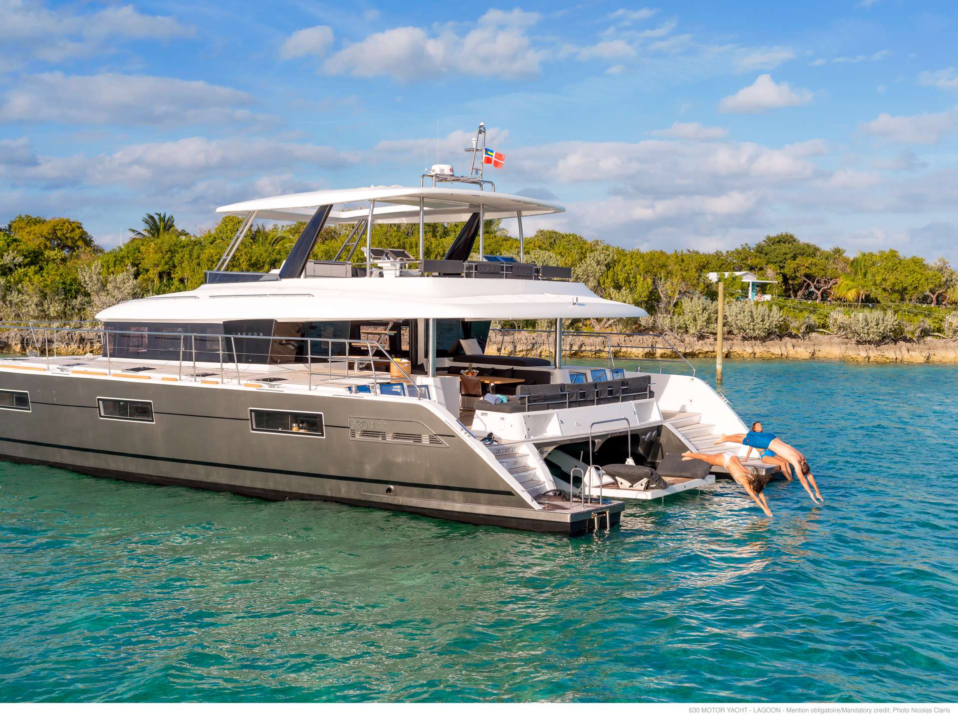 galux one - Yacht Charter Porto Koufo & Boat hire in Greece 4
