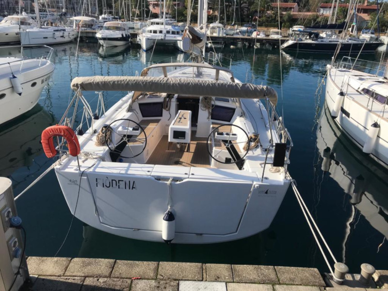 Dufour 430 - Catamaran charter Palma & Boat hire in Italy Sicily Aeolian Islands Furnari Marina Portorosa 1