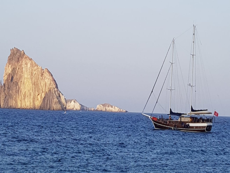 Gulet - Motor Boat Charter Italy & Boat hire in Italy Sicily Aeolian Islands Lipari Lipari 1
