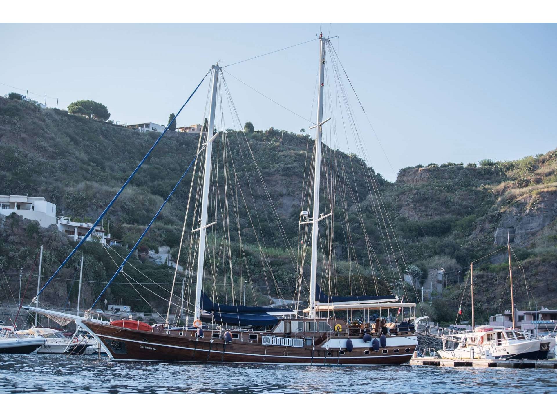 Gulet - Superyacht charter Sicily & Boat hire in Italy Sicily Aeolian Islands Lipari Lipari 3