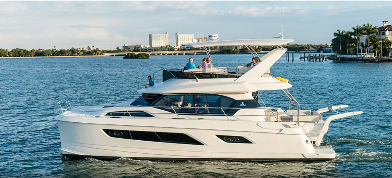 aquila 44 with a/c