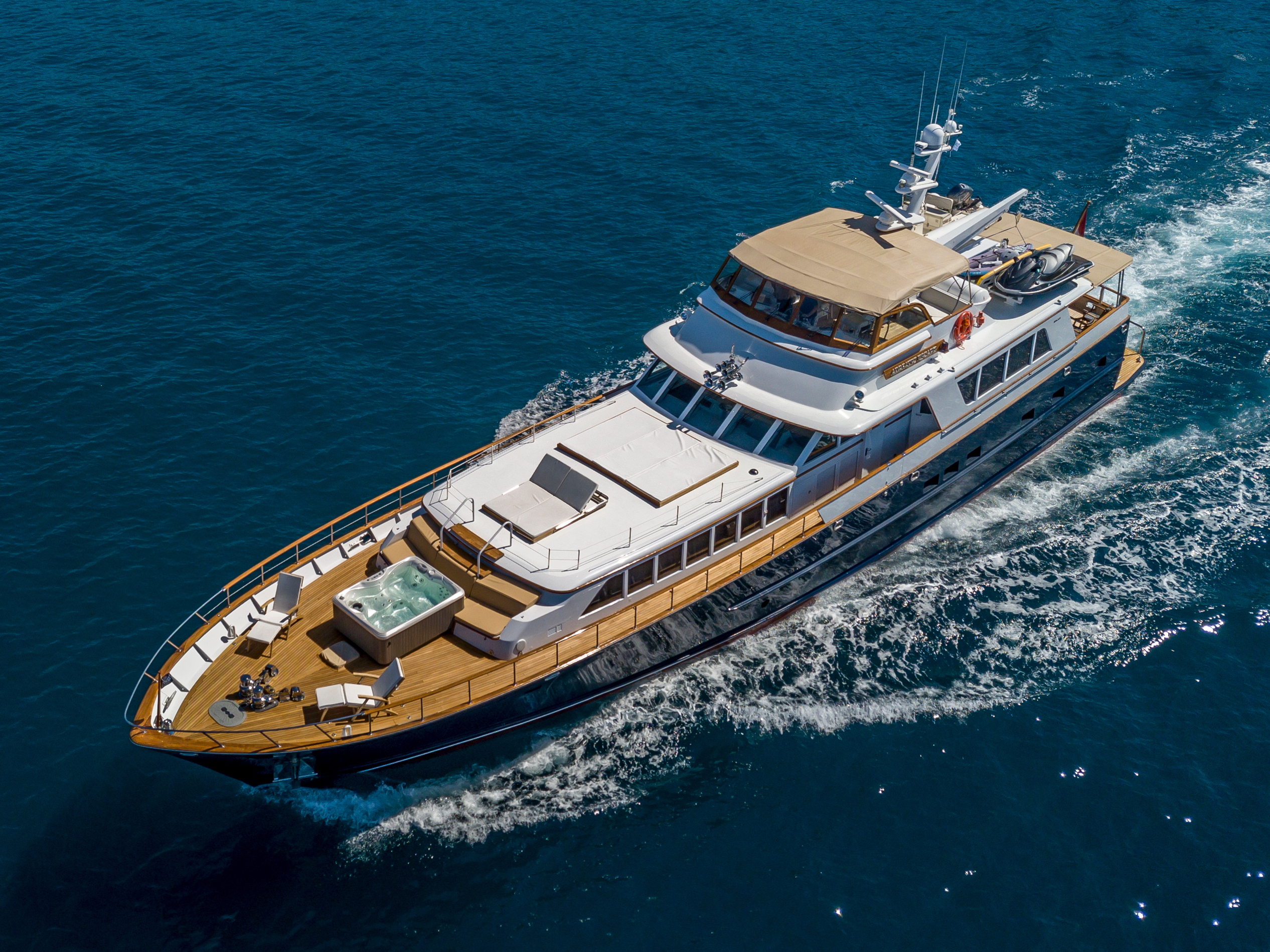 Motoryacht - Superyacht charter Croatia & Boat hire in Croatia Split-Dalmatia Split Podstrana Marina Lav 2