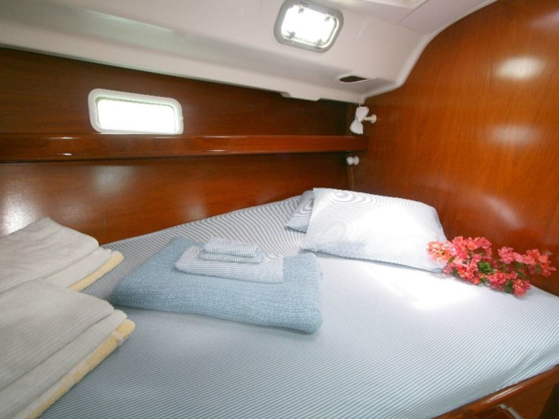 Oceanis 41 - Yacht Charter St Vincent & Boat hire in St. Vincent and the Grenadines St. Vincent Arnos Vale Blue Lagoon 5