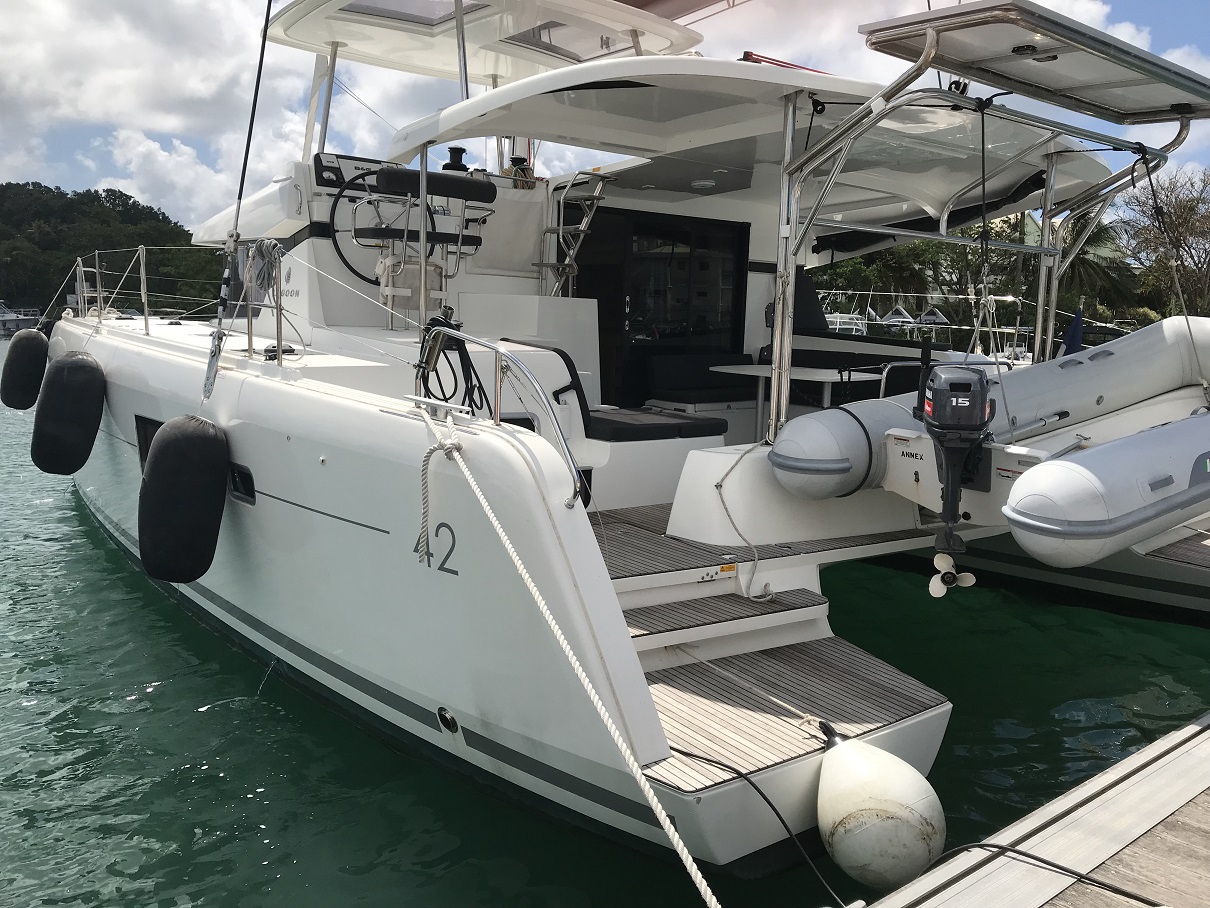 Lagoon 42 (2022) with watermaker