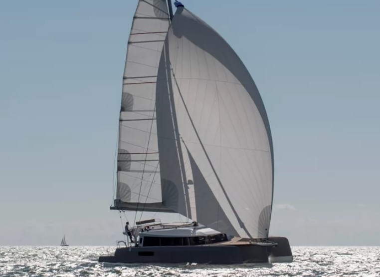 neel 51 skippered with watermaker & a/c - plus
