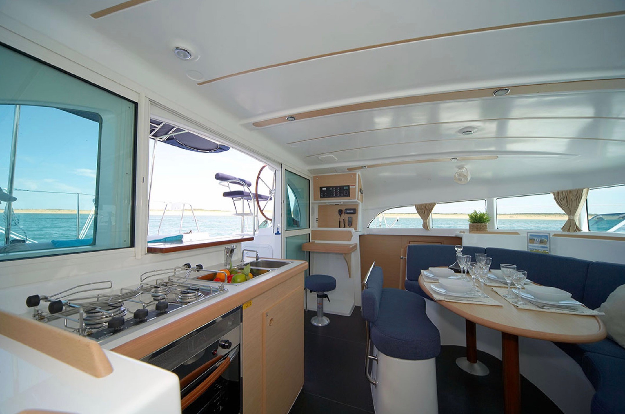 Lagoon 380 S2 Owner Version - Yacht Charter Tahiti & Boat hire in French Polynesia Society Islands Tahiti Papeete Papeete 3