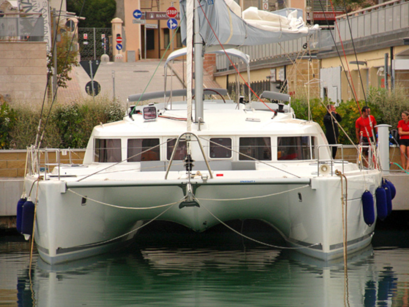 Lagoon 440 - Yacht Charter San Vincenzo & Boat hire in Italy San Vincenzo Marina di San Vincenzo 2