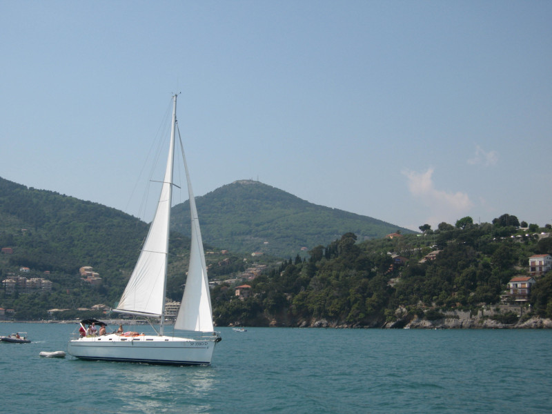Cyclades 43.3 - Yacht Charter Genoa & Boat hire in Italy Italian Riviera Genova Marina di Porto Antico 3