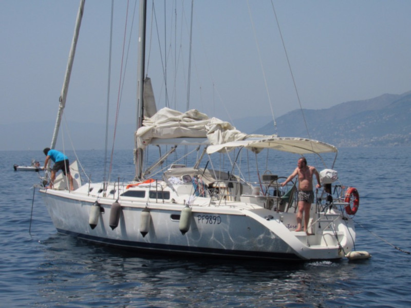 Catalina 42 - Yacht Charter Liguria & Boat hire in Italy Italian Riviera Genova Marina di Porto Antico 2