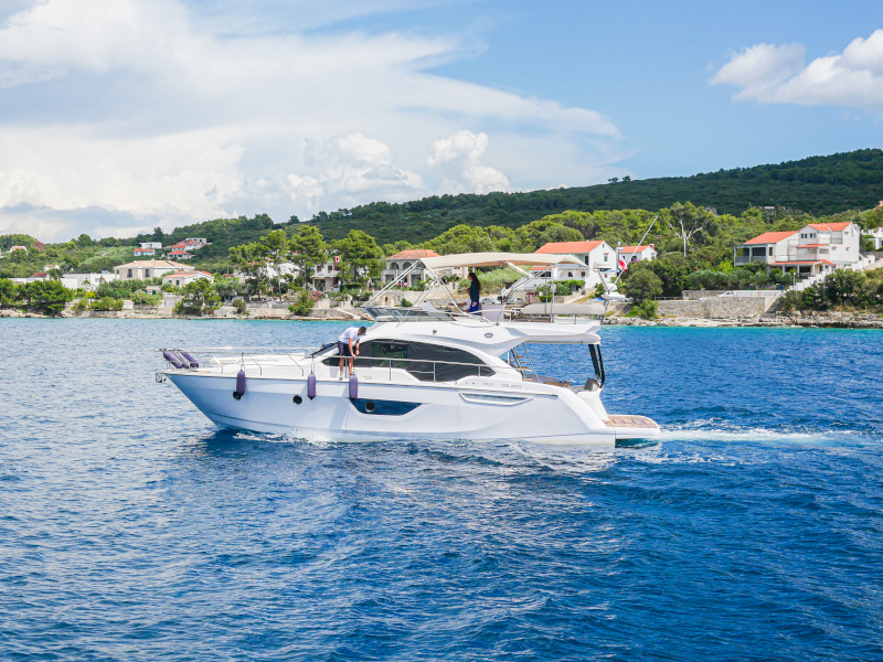 Sessa Fly 47 - Yacht Charter Podstrana & Boat hire in Croatia Split-Dalmatia Split Podstrana Marina Lav 5