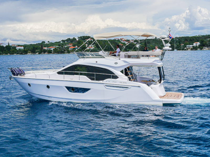 Sessa Fly 47 - Yacht Charter Podstrana & Boat hire in Croatia Split-Dalmatia Split Podstrana Marina Lav 1
