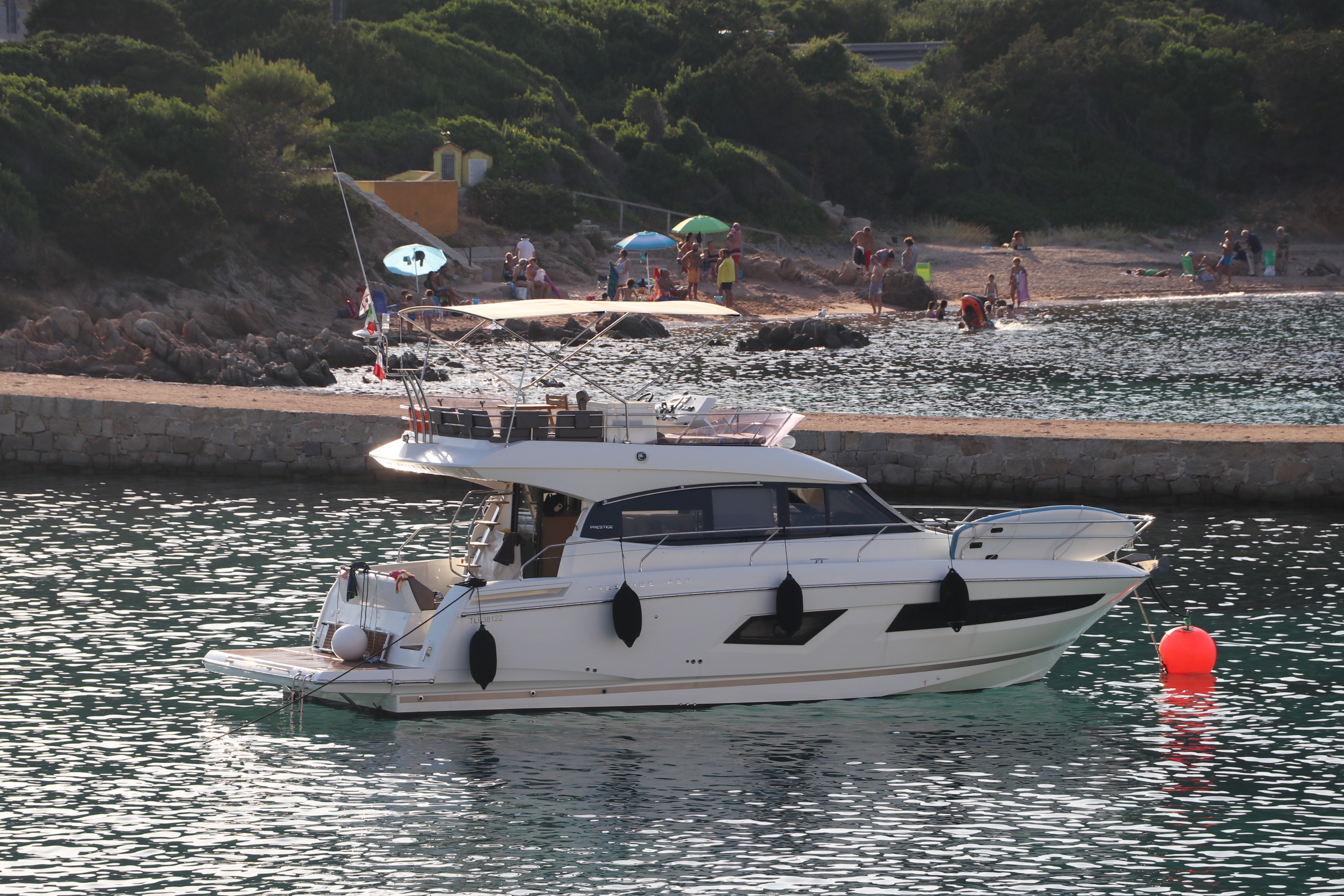 Prestige 420 Fly - Motor Boat Charter Sardinia & Boat hire in Italy Sardinia Costa Smeralda Cannigione Cannigione 6