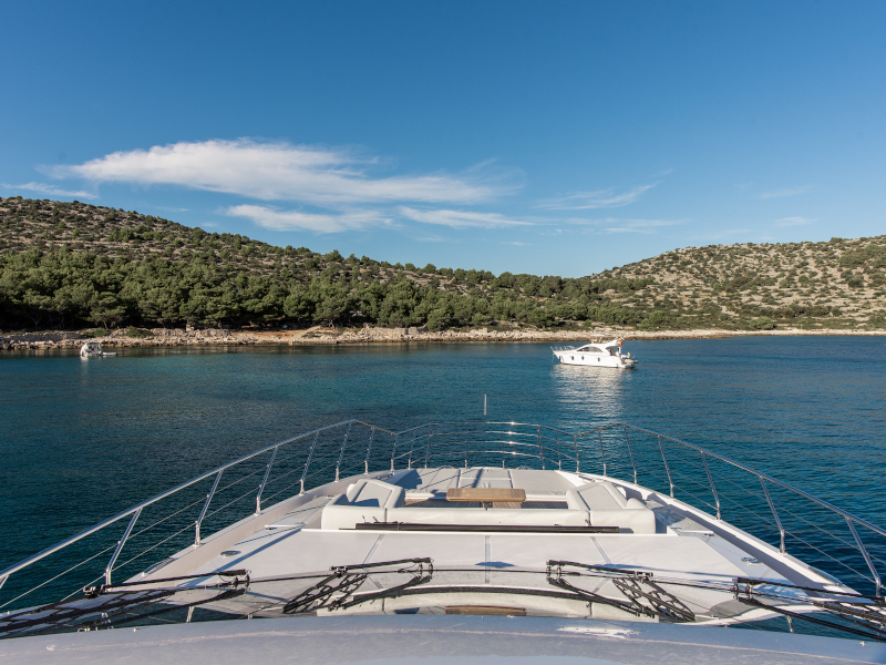 Azimut Grande 27 - Superyacht charter Croatia & Boat hire in Croatia Šibenik Marina Mandalina 6
