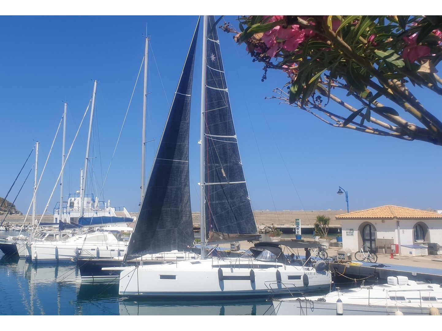 Sun Odyssey 410 - Yacht Charter Tropea & Boat hire in Italy Tropea Porto di Tropea 3
