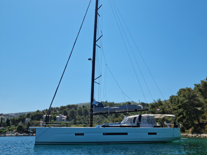 Dufour 63 Exclusive - Luxury Yacht Charter Croatia & Boat hire in Croatia Šibenik Primošten Marina Kremik 2