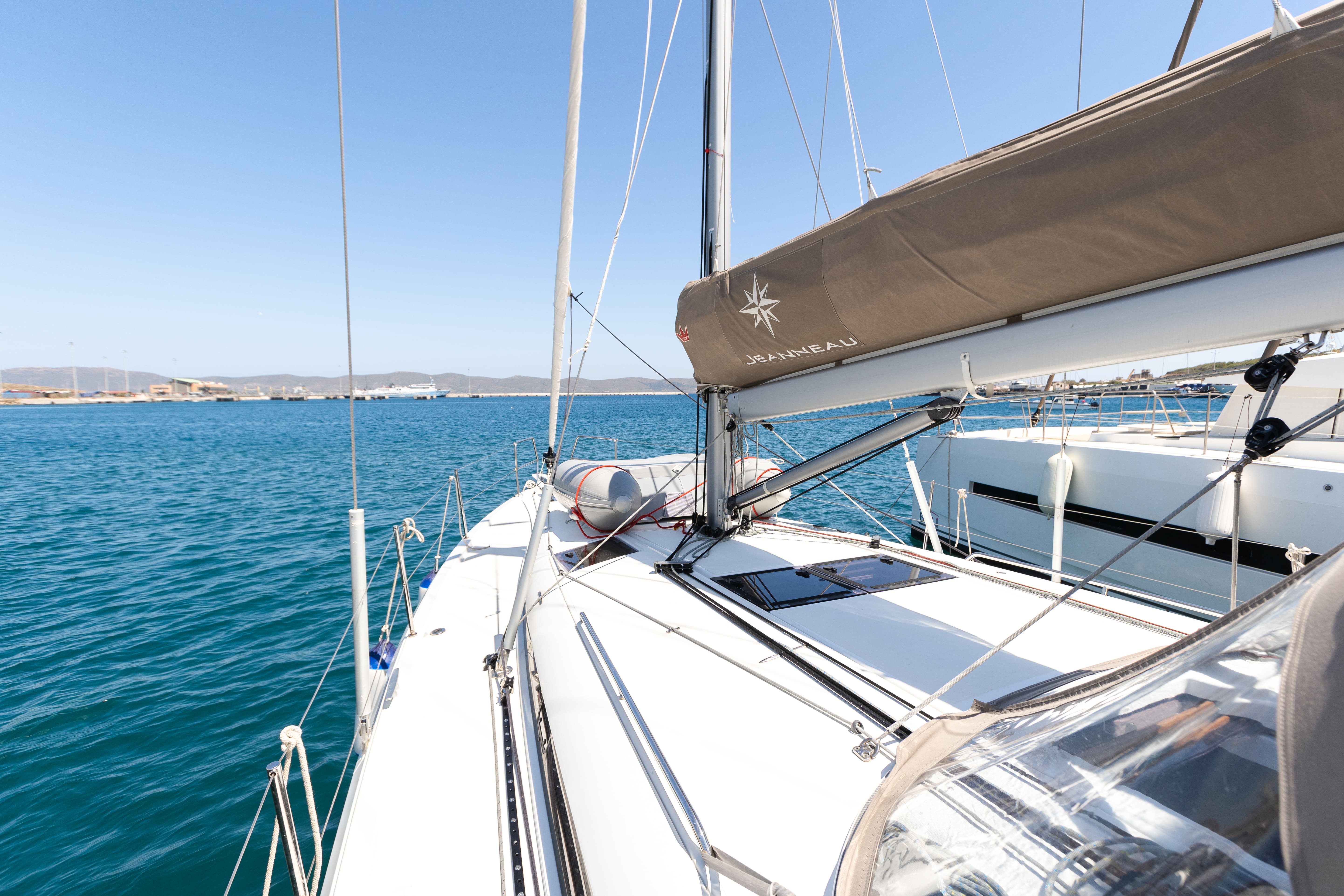 Sun Odyssey 440 - Yacht Charter Lavrion & Boat hire in Greece Athens and Saronic Gulf Lavrion Lavrion Main Port 5