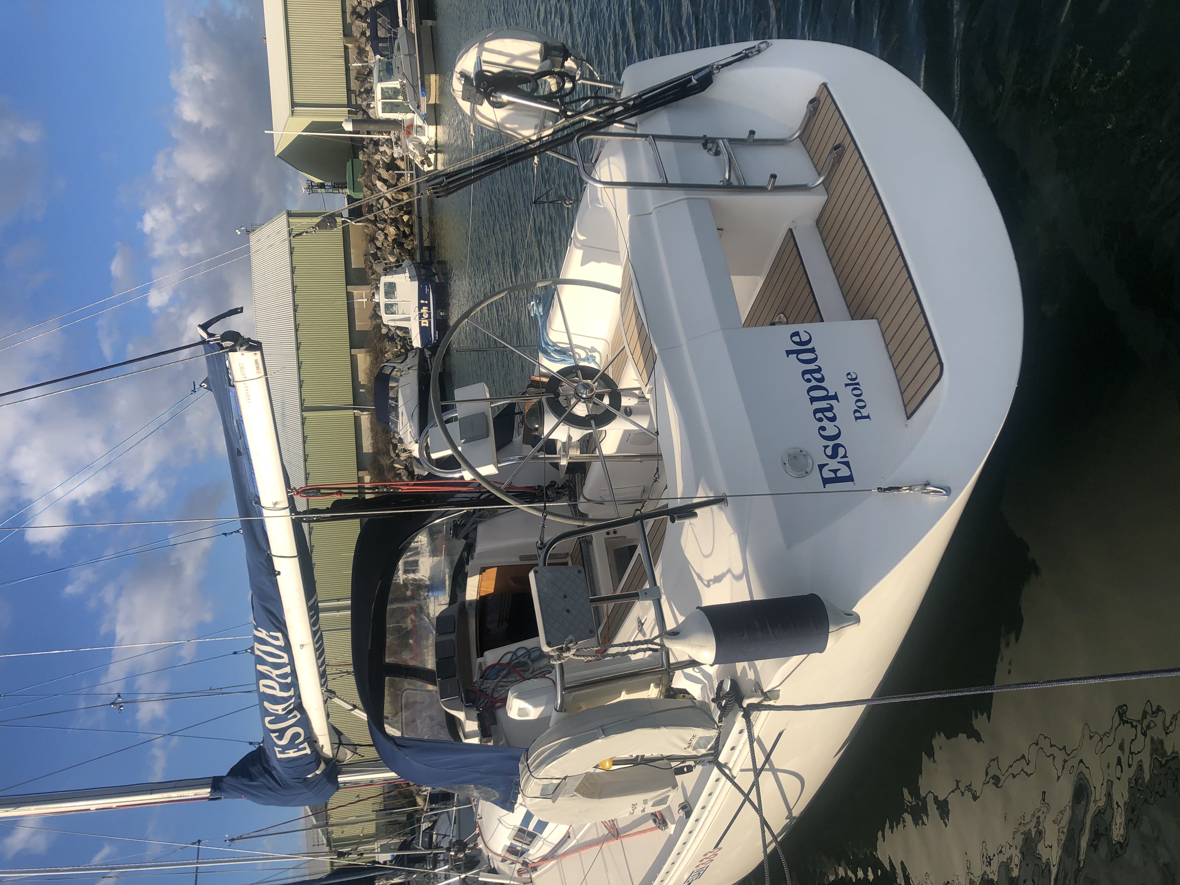 Elan 333 - Yacht Charter Poole & Boat hire in United Kingdom England Poole Poole Quay Boat Haven 3