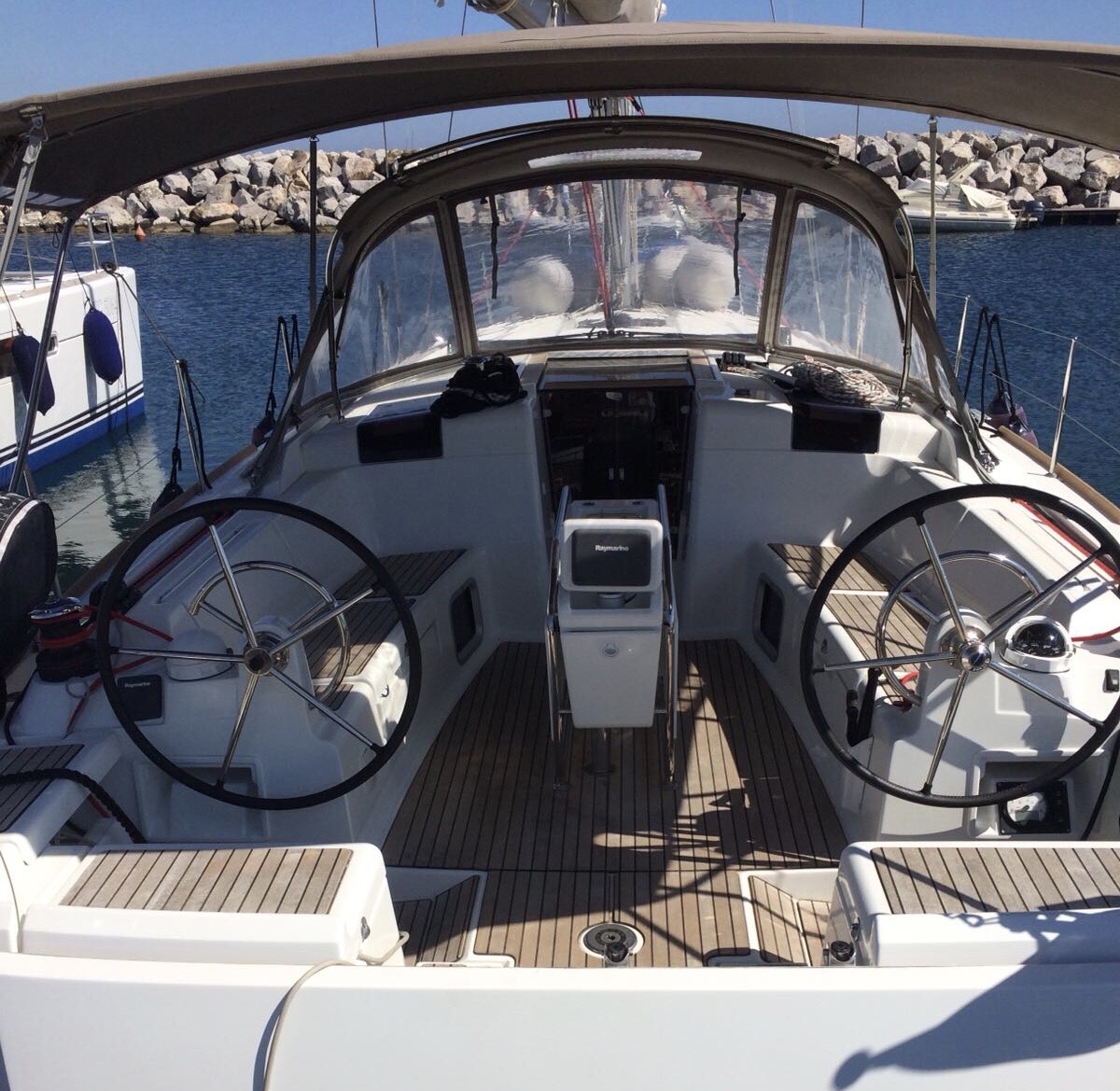 Sun Odyssey 449 - Yacht Charter Piombino & Boat hire in Italy Tuscany Piombino Salivoli 3