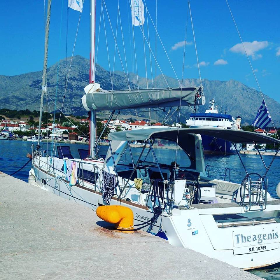 Oceanis 45 - 4 cab. - Yacht Charter Thasos & Boat hire in Greece Northern Greece Kavala Thasos Limenas Port Thassos 5