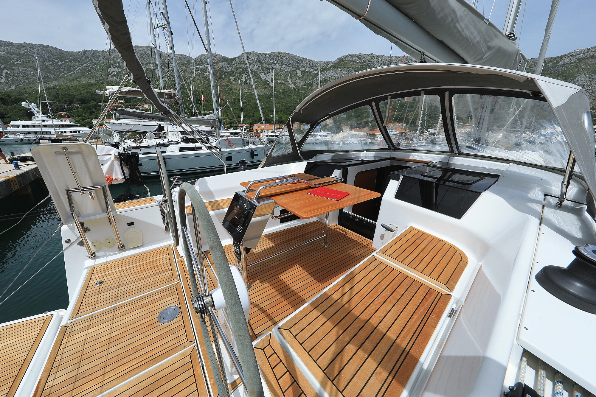 Hanse 418 - 3 cab. - Sailboat Charter Croatia & Boat hire in Croatia Dubrovnik-Neretva Dubrovnik Komolac ACI Marina Dubrovnik 5