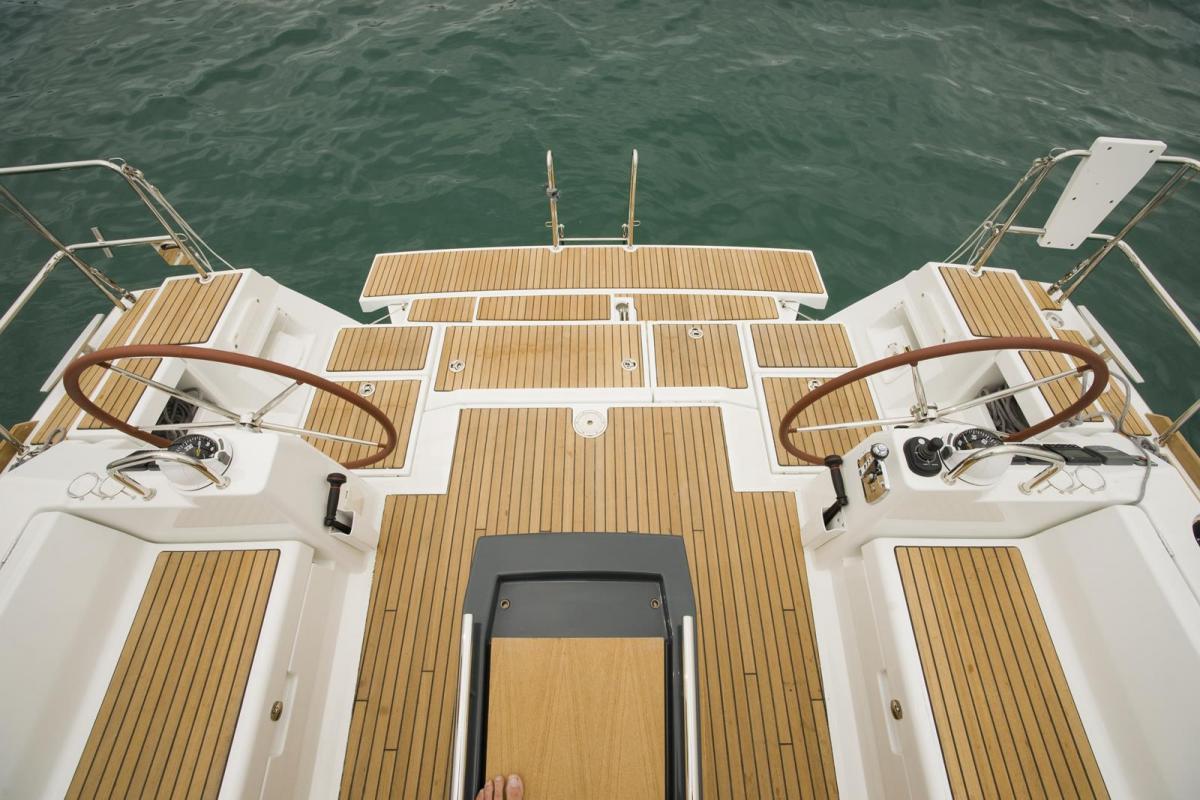 Oceanis 45 - 4 cab. - Yacht Charter Pomer & Boat hire in Croatia Istria and Kvarner Gulf Pula Pomer ACI Marina Pomer 4