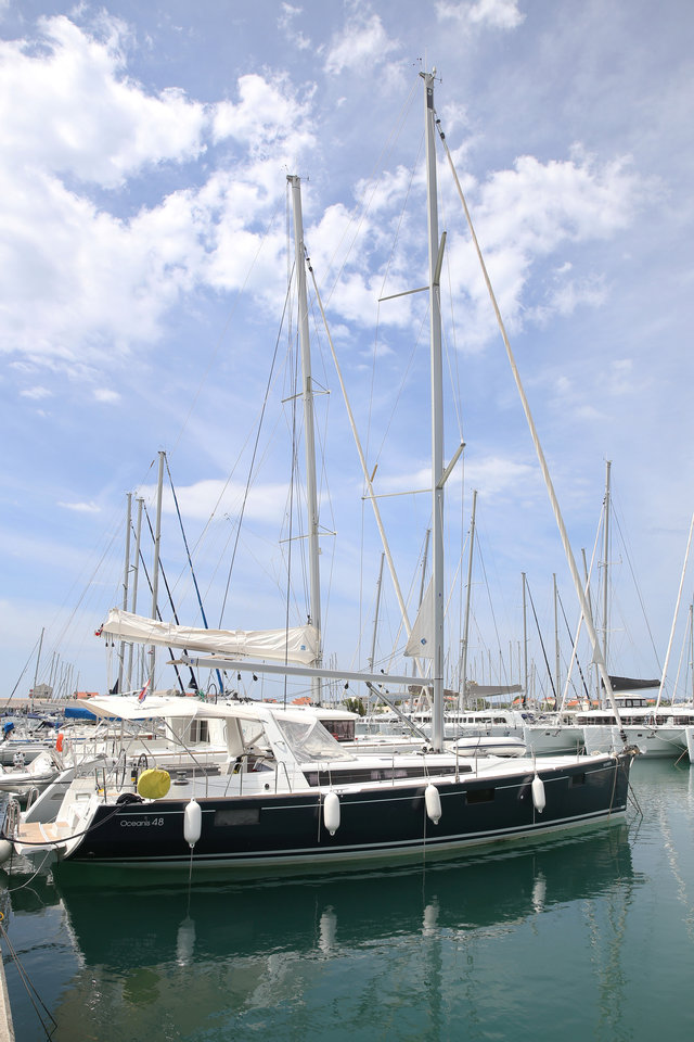 Oceanis 48 - 5 cab. - Yacht Charter Sukosan & Boat hire in Croatia Zadar Sukošan Marina D-Marin Dalmacija 2