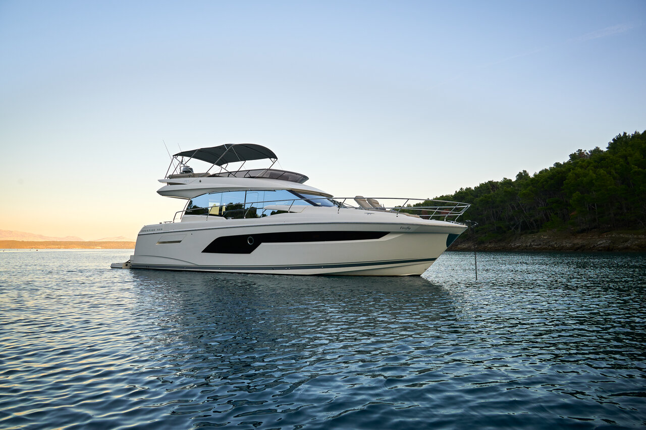 Prestige 520 Flybridge - Yacht Charter Podstrana & Boat hire in Croatia Split-Dalmatia Split Podstrana Marina Lav 4