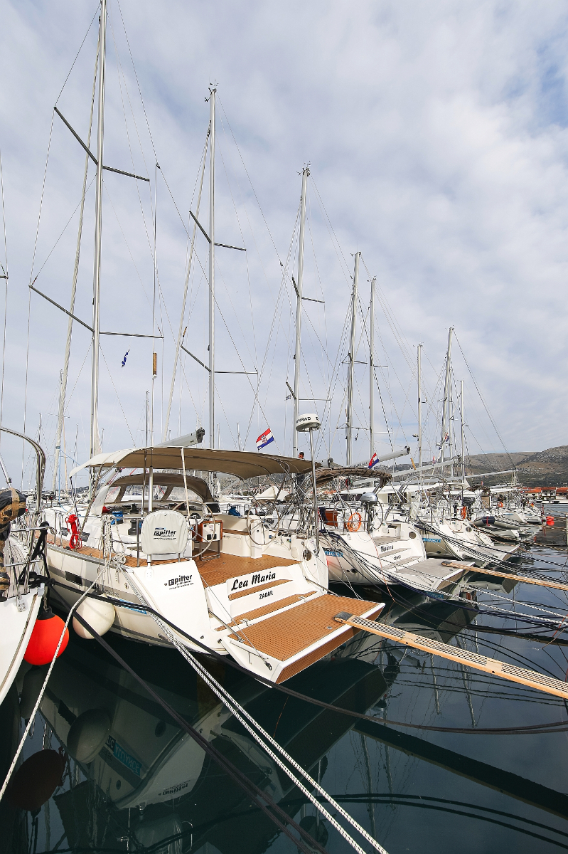 Bavaria Cruiser 50 - Yacht Charter Murter & Boat hire in Croatia Kornati Islands Murter Jezera ACI Marina Jezera 4
