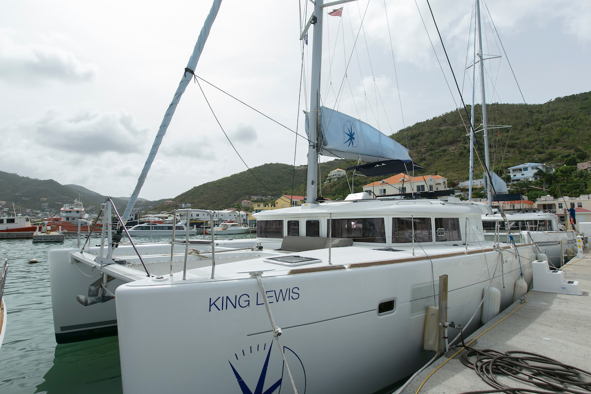 Lagoon 450 F - 4 + 2 cab. - Location de yachts dans les îles Vierges britanniques & Boat hire in British Virgin Islands Tortola Nanny Cay Nanny Cay 1